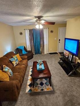 Cozy 2BR sleeps 6 near ECU Stadium and Hospital