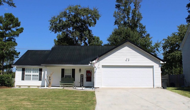 Cozy 3 bed 2 bath close to tennis courts, Berry College, mall, movie theater