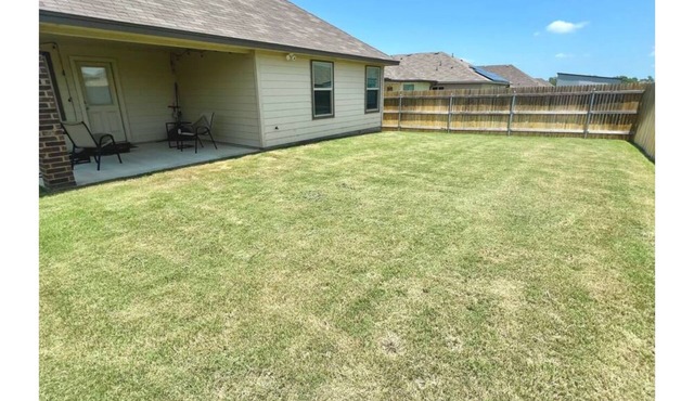 Cozy 3-Bed 2-Bath Near Samsung. Monthly Stays Available!
