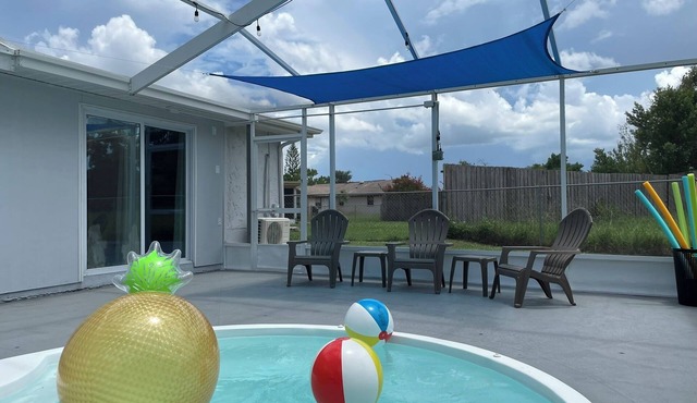 Cozy 3-bed home with Pool