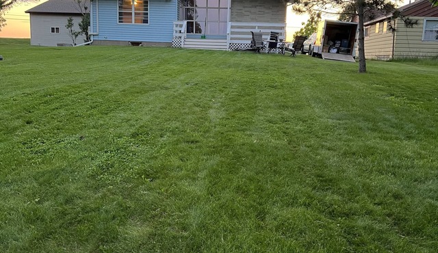 Cozy 3 bedroom, 1 bath home on Beaver Dam Lake