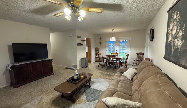 Cozy 3-bedroom, 1-bath home with a homey feel!