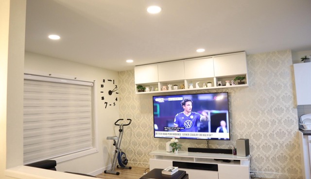 Cozy 3-bedroom apartment in charming Winnipeg