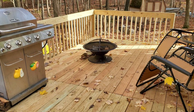 Cozy 3-bedroom chalet in charming Bushkill with WiFi, Ski, nature, mountain