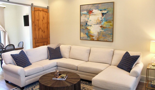 Cozy 3-bedroom condo conveniently located near campus in Starkville.