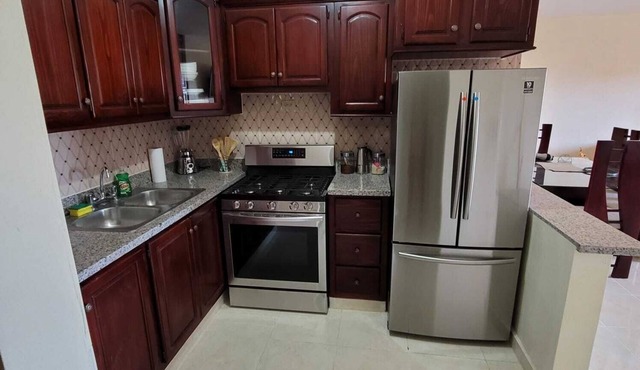 Cozy 3 bedroom apartment. Edificio Jekayna.