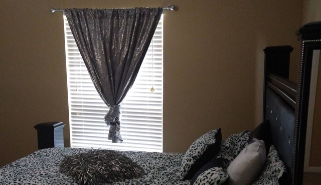 Cozy 3 bedroom home near Lake In Mesquite, Tx
