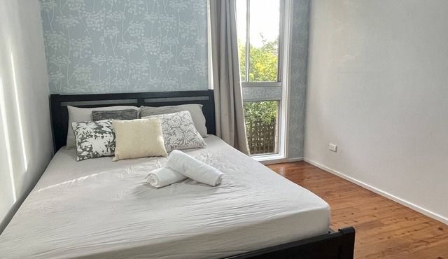 Cozy 3 bedroom house at Eschol Park - good location, convenient and comfortable