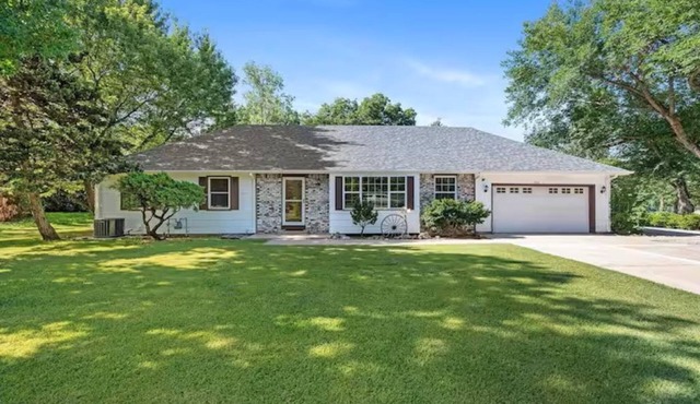 Cozy 3-bedroom house in a quiet neighborhood. Near Wichita State University.
