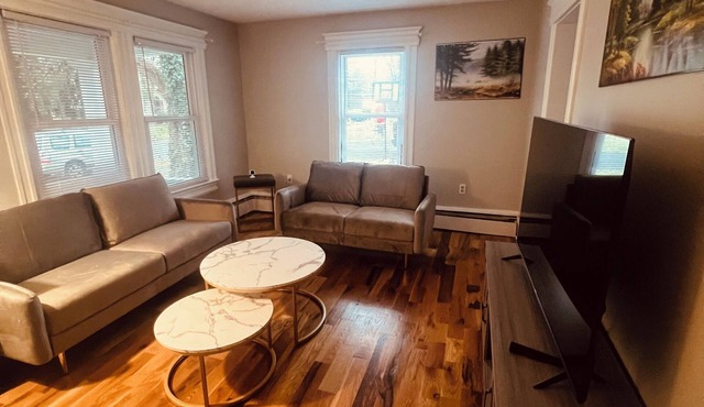 Cozy 3-bedroom house in charming Pennington NJ