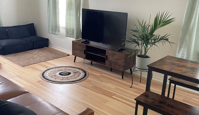Cozy 3 Bedroom in Owosso close to hospital and Curwood Castle.