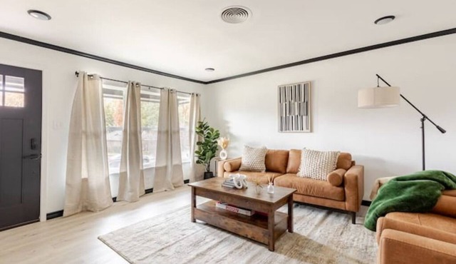 Cozy 3-bedroom near DFW airport and AT & T Stadium