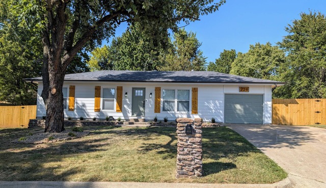 Cozy 3-bedroom, remodeled home in charming Fayetteville, AR centrally located.