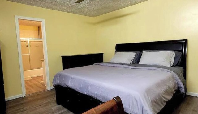Cozy 3-bedroom residential home at cul de sac