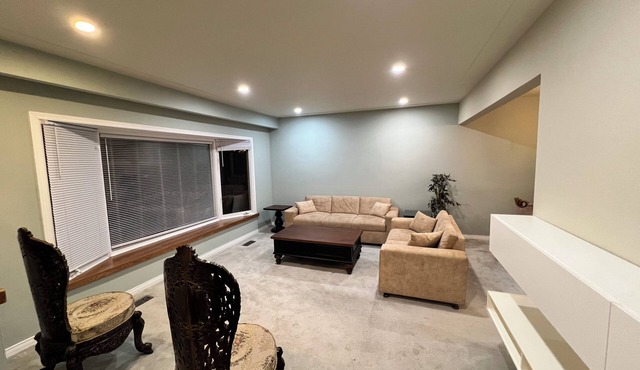 Cozy 3-Bedroom Retreat | Comfortable Stay with Modern Amenities