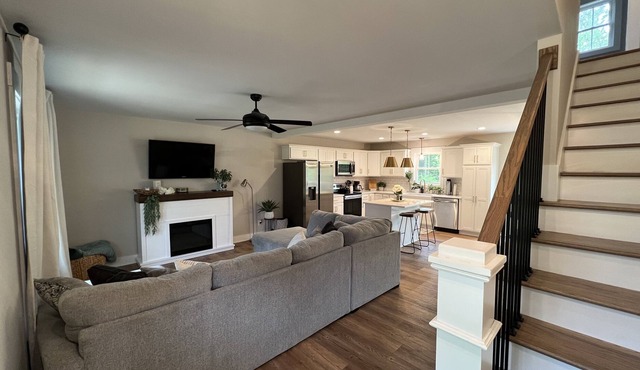 Cozy 3-Bedroom Home Near Downtown Lynchburg