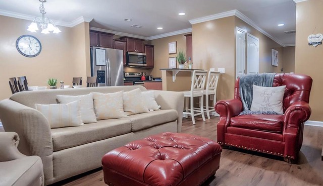Cozy 3 BR 2.5 BA Escape near Charleston