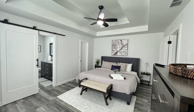 Cozy 3 BR House With Yard Near Tribble Mill Park