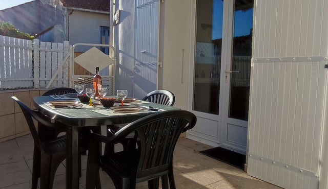 Cozy 3-room retreat in Brée for 4, near beach, wifi included