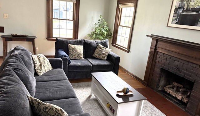 Cozy 3BD/1.5 BA 3 mi from ND campus.