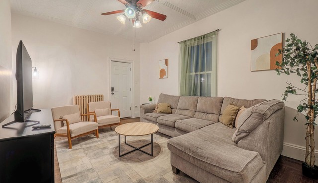 Cozy 3Bed only 4min from tufts-10min from downtown Boston