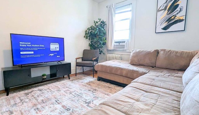 Cozy 3BR 2BA - 7Min to EWR & 20-40Min to NYC