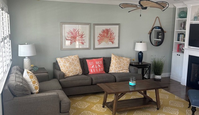 Cozy 3BR/2BA Condo – 5 Minute Walk to Beach & Boardwalk