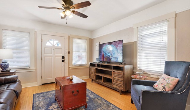 Cozy 3BR -2BA English Cottage in Downtown San Jose, CA Silicon Valley