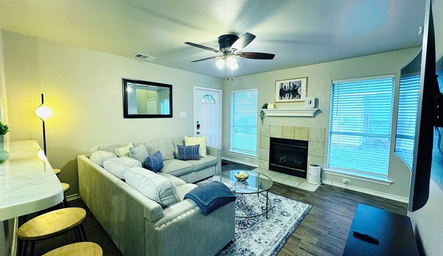 Cozy 3BR/2BA house in wonderful Glenn Heights with Backyard & Garage