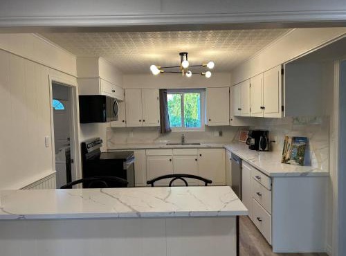 Cozy 3BR Cottage Near Lake Simcoe