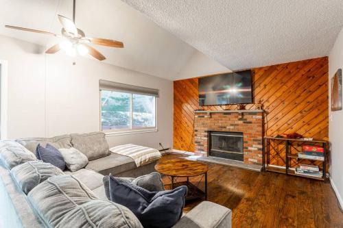 Cozy 3Br Fire Pit Hammock 2 Minutes to Beach