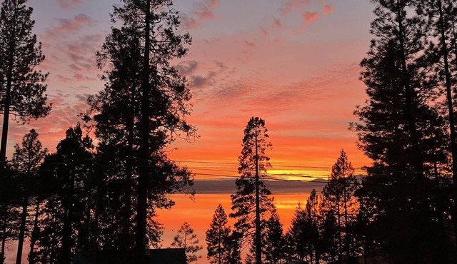 Cozy 3BR Home in Chester Near Lake Almanor and Mt Lassen