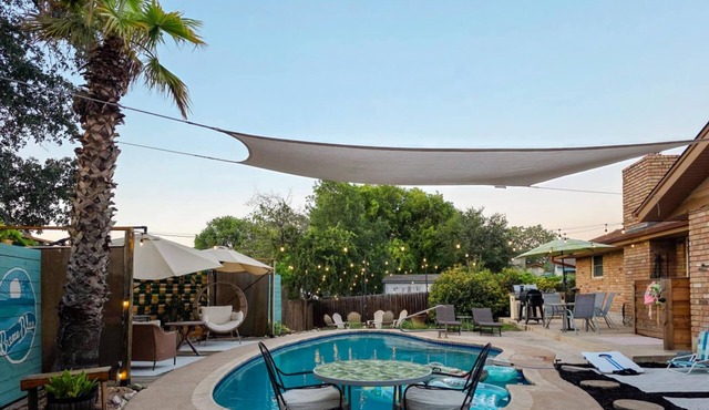 Cozy 3BR Home with Pool, WiFi & AC in a Quiet Neighborhood!