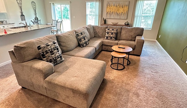 Cozy 3BR house 15mins to A&T, UNCG, WetNWild