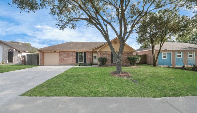 Cozy 3BR Retreat Near NASA, Hobby Airport, with easy access to I95 and Beltway 8