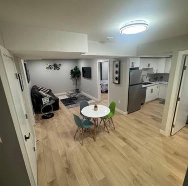 Cozy 3BR Suite at Winnipeg South