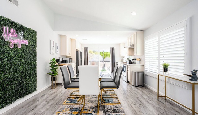 Cozy 3BR w/Insta Wall & Arcade + Close to Disney