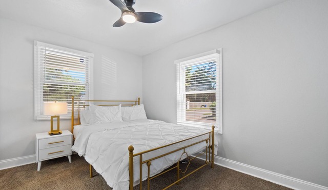Cozy 4 Bed 2 Bath Home - Norfolk, Centrally Located