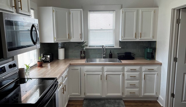 Cozy 4 bedroom/2 bath home in desired Benson District!