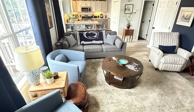 Cozy 4 Bedroom 3 Bath, 3 miles from PSU campus/downtown in quiet neighborhood