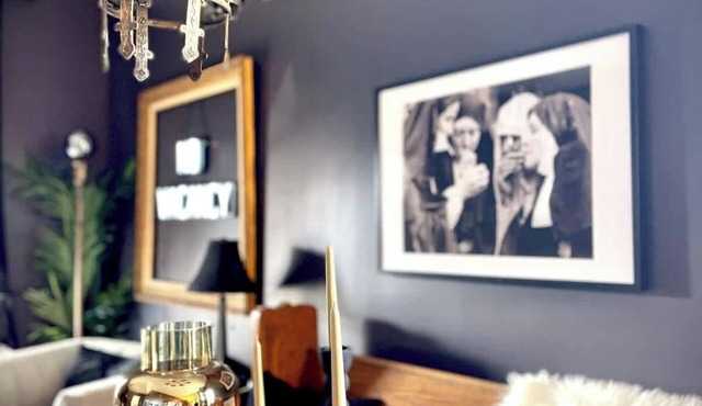 Cozy 4-Bedroom Apartment in Evanston
