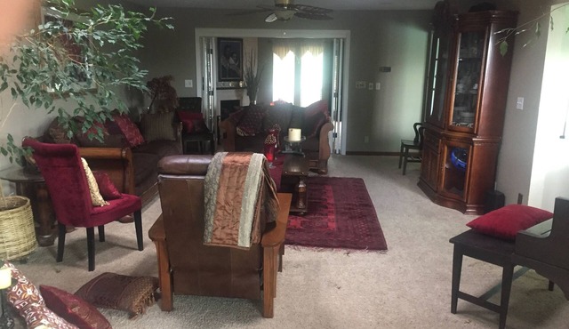 Cozy 4-bedroom house in peaceful Antioch with WiFi, AC