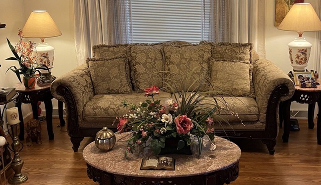 Cozy 4 bedroom house in the small town of Chatham!