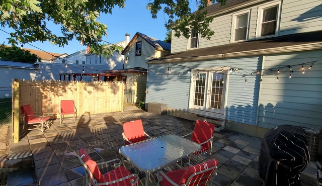 Cozy 4-bedroom house in Myerstown with AC, WiFi