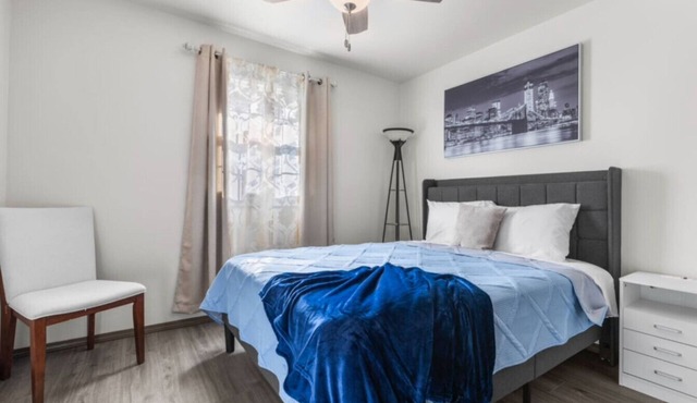 Cozy 4-Bedroom Ranch ideal for extended stays