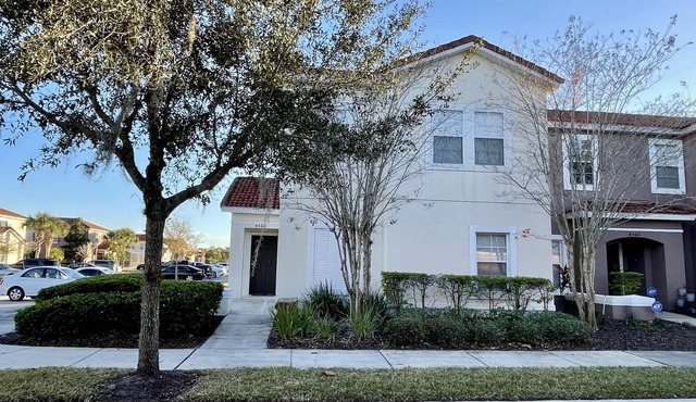 Cozy 4 Bedroom w/ Pool Close to Disney 4562