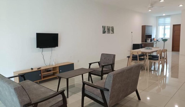 Cozy 4 bedrooms House by Mr Homestay, 3 mins to Kulim Landmark Centre