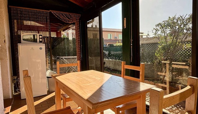 Cozy 4-Room House for 6 in Argelès-sur-Mer, Near Beach, Terrace, Parking, and Modern Amenities