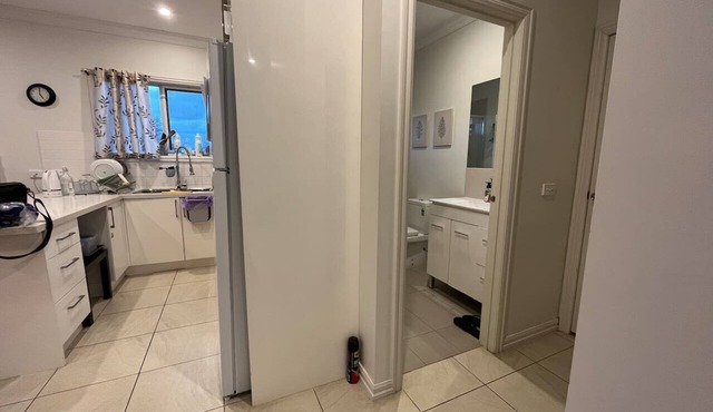 Cozy 4B3B family home w parking WIFI @Clayton C25