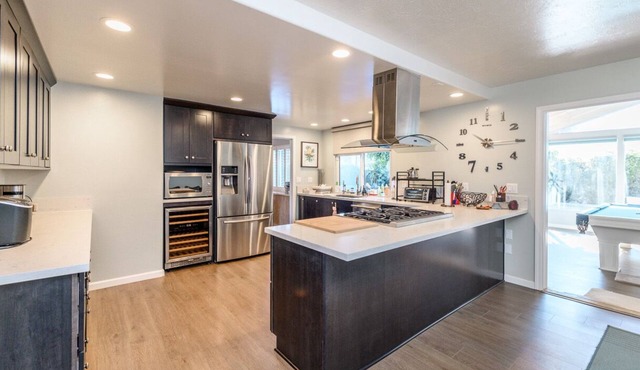 Cozy 4Bd/3Bth home w/BBQ, near Disney & Knott's